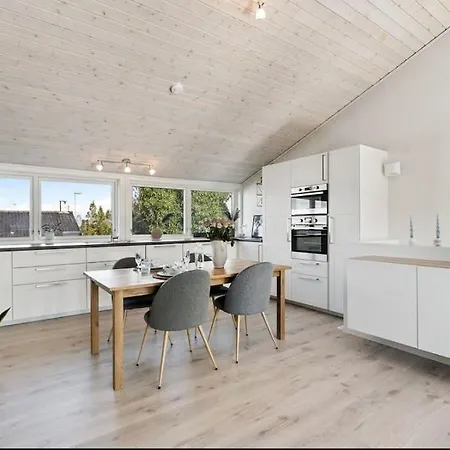 House In - Close To Ons 2024 * 스타방에르